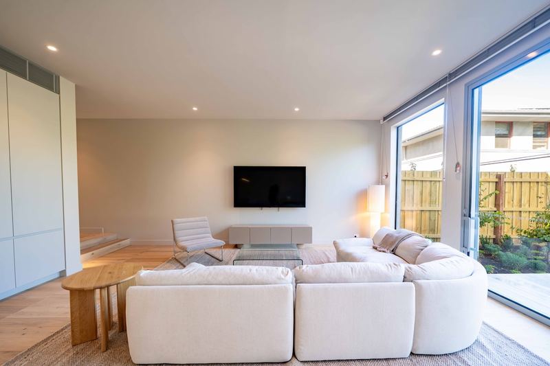 Living room 1 — view 4